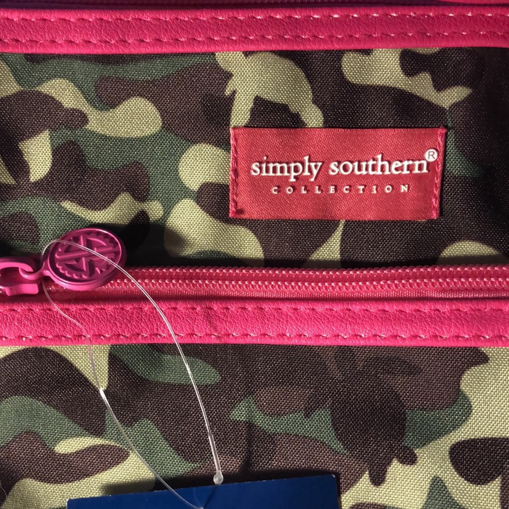Simply Southern camo cross body - Picture 2 of 3